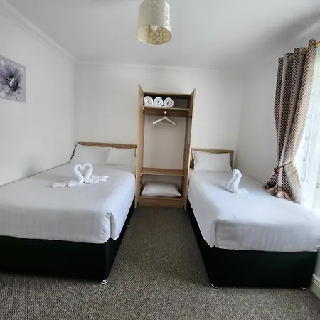 Park View With Free Minibar Tea&coffee Homestay *