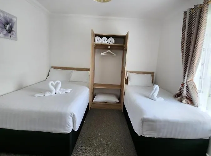 Park View With Free Minibar Tea&coffee Privatunterkunft *